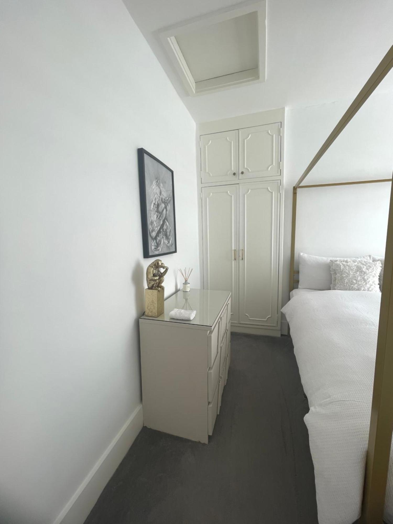 Queen Bedroom In Maida Vale Londen Buitenkant foto